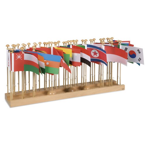 Флаги стран Азии на деревянной подставке